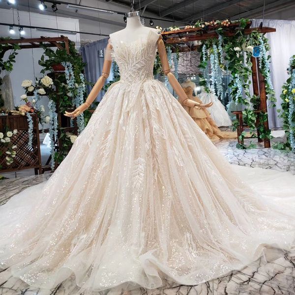 

2019 summer latest sleeveless strapless shell chest backless lace up back sequins lace applique pattern long train bridal gowns garden, White
