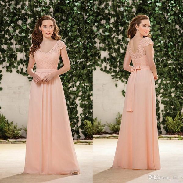 

2020 country blush pink chiffon bridesmaid dresses cap sleeves v neck lace wedding guest wear low back maid of honor gowns cheap