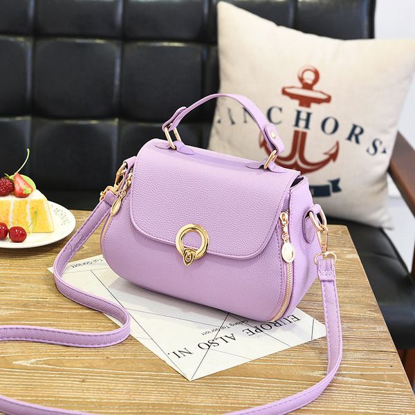 

2020 new women's bag simple messenger bag cover women's classic fashion handbag women