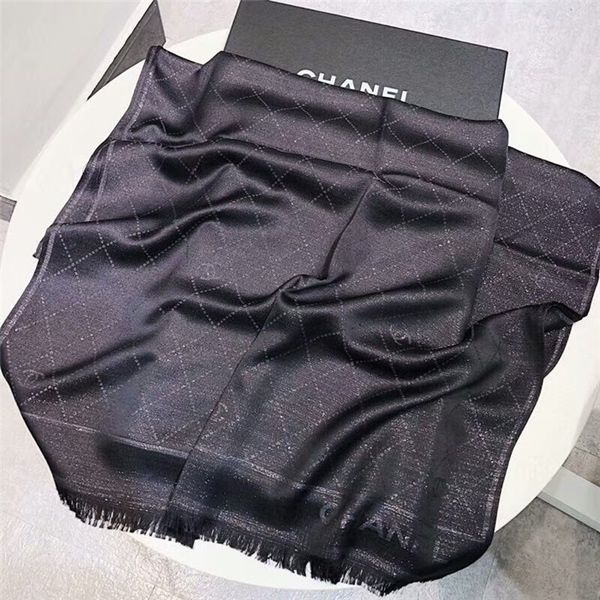 

Cla ic fa hion women carf oft hiny carf hawl men women cla ic ilk carve