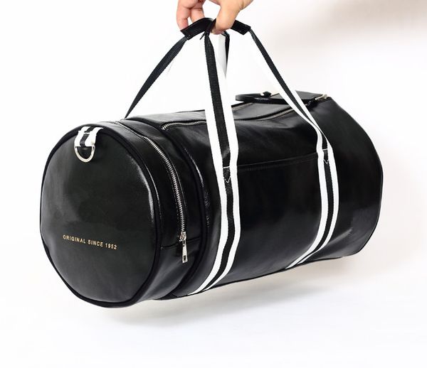 

2020 new mens messenger duffel bag men travel bags leather casual men handbag outdoor vintage men shoulder bag fred style