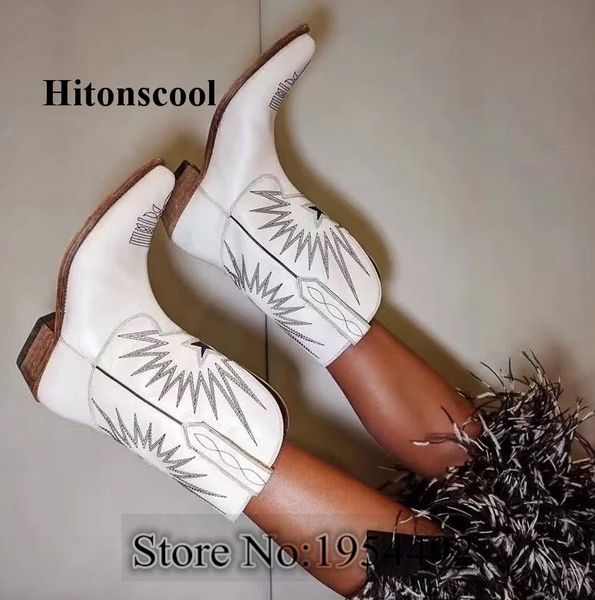 

2019 brand designer women genuine leather ankle boots women embroidered boots, Black