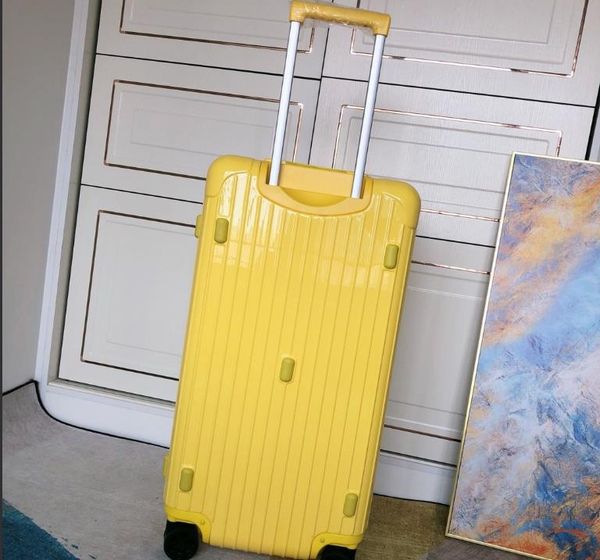 

new ,28"boarding box,28/30 inch fashion trunk,pc carry-ons trolley case,rolling luggage,trendy valise