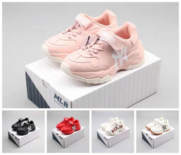 

soccer boots sneaker for little boy dress black color fashion dad shoes 2020 new child girl genuine leather shoe boot eu 26-35 send with box