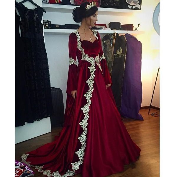 

2020 new arabic long burgundy velvet formal evening gowns lace appliques trumpet long sleeves caftan dubai prom party dress vestidos de, Black;red