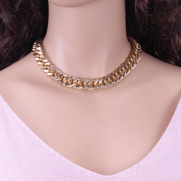 

2020 accessories simple wind aluminum coarse chain necklace women's exaggerated personality bracelet set, Silver