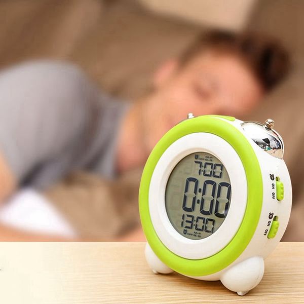 

digital alarm clock with nightlight,2 alarms,optional weekday mode, snooze fuction,super loud for kids and heavy sleepers(green