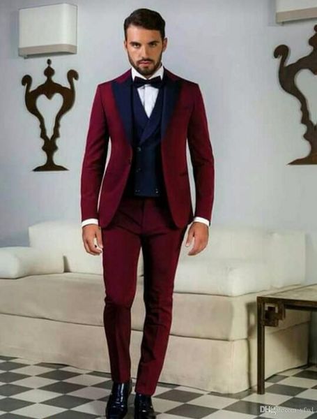 Smoking da vino sposo matrimonio uomo abiti da uomo abiti da sposa smoking costumi de smoking pour hommesmen Giacca Pantaloni Cravatta Gilet 075