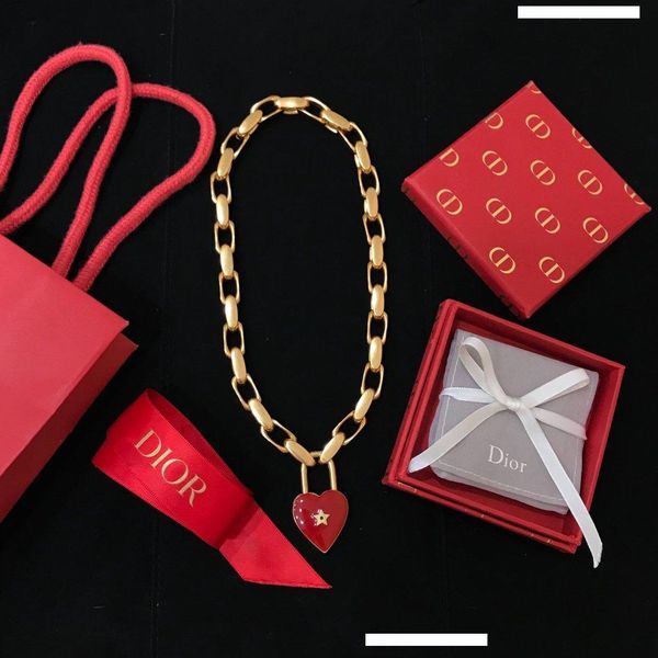 

2020ss luxury women diamond pendant necklace without box red heart vintage collar jewelry classic designer necklace, Slivery;golden