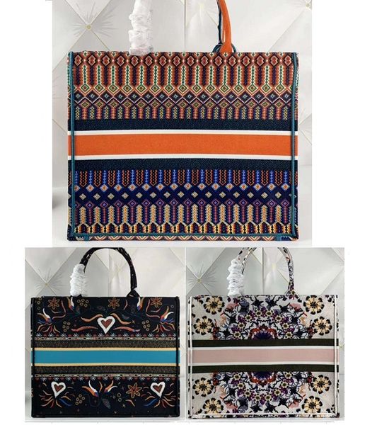 

2019 cla ic famou de ign good quality canva tote bag big capacity hopping bag houlder bag al o embroidered blue color handle bag