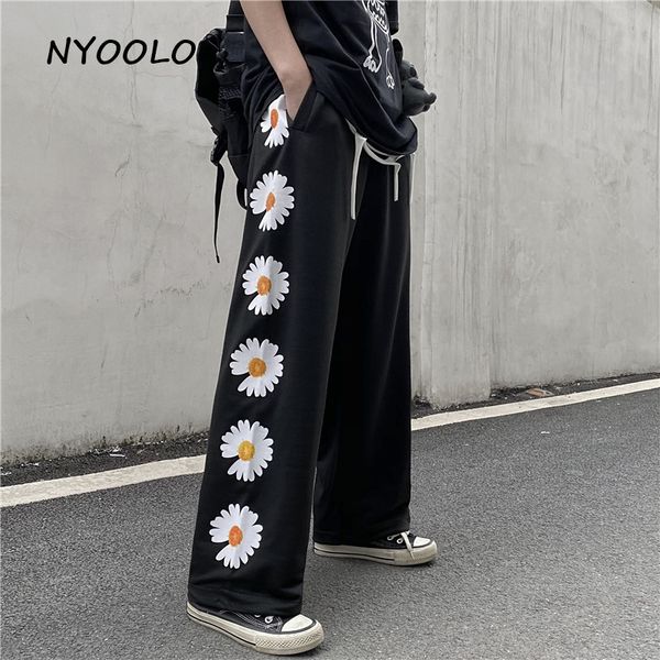 

nyoolo casual streetwear daisy print loose wide leg pants casual elastic waist full length hip hop pants women men, Black;white