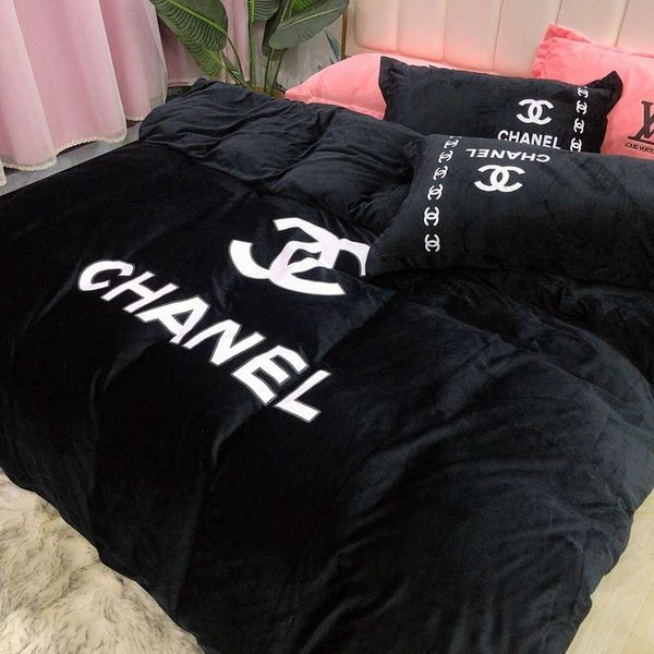 King Size Velvet Home Textiles Bedding Set Bedclothes Include