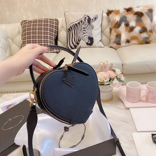 

brand designer handbag heart shaped bag fashion mini bag ladies small tote womens shoulder handbags luxury crossbody bag cowskin leather