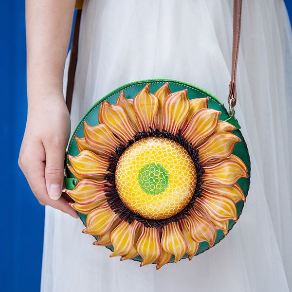 

2019 new sunflower layer women's bag trend single shoulder bag slant span