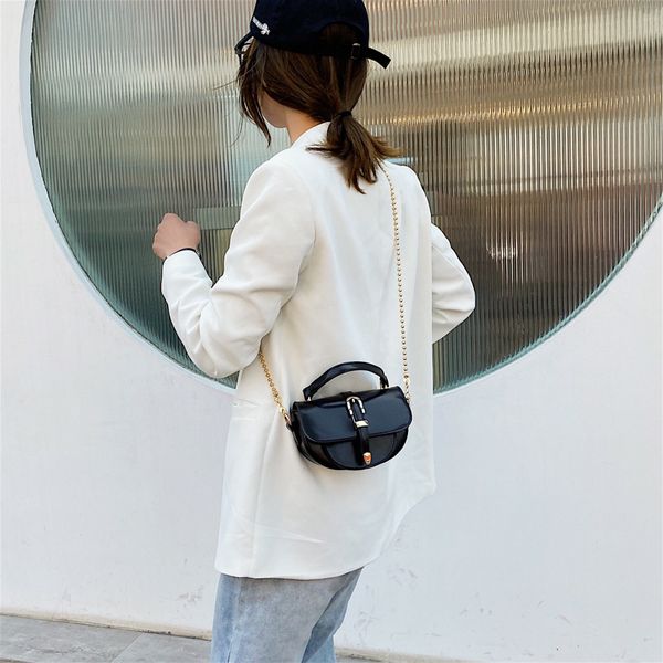

2020 new shoulder bag women's casual fashion korean version crossbody bag texture ladies saddle