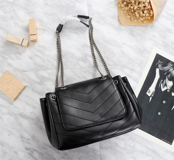 

small bags for women goat leather 23x17x12.5cm real leather chain shoulder bag designer totes for ladies 2609