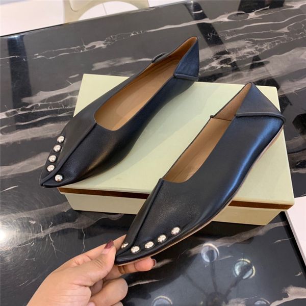 

2019 brand fashion luxury designer women shoes designer shoes flats women brand fashion luxury designer shoes woman rivets flat with box, Black
