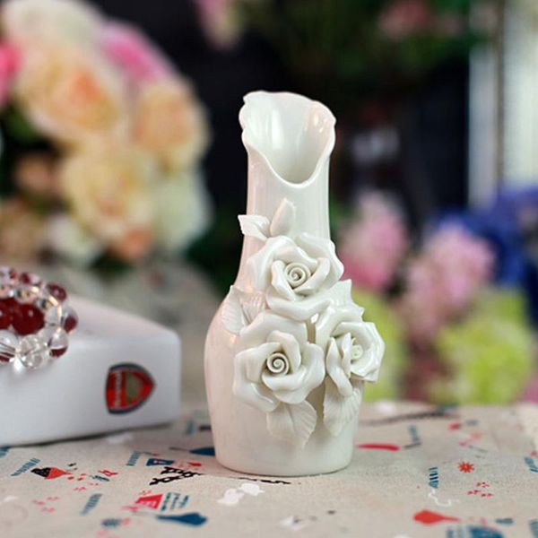 Modern Fashion Home Furnishing Small Ceramic Vases Flower Desk