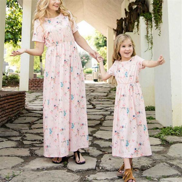 

family matching clothing 2020 new outfit floral dress women mother daughter girl fashion beach party dress, Blue