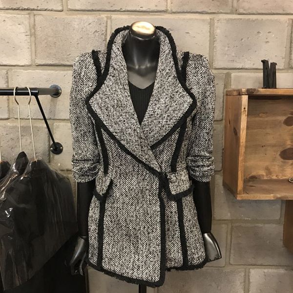 

temperament gray wool coats women 2019 autumn new chic suit jacket female slim short plaid woolen coat all match outwear f1738, Black