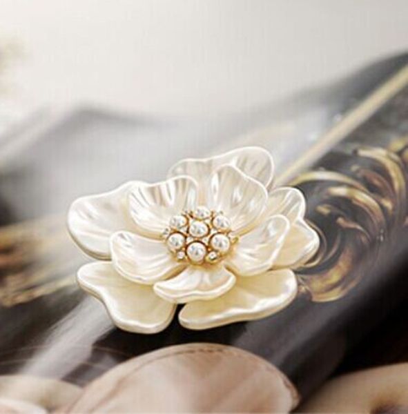 

camellia fashionable stone flower brooch pin women garment accessories jewelry brooch rhinestone pin, Gray