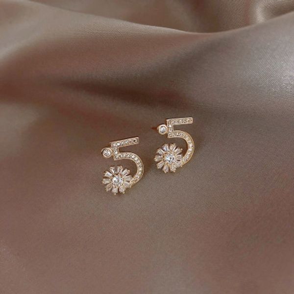 

new european and american style personality geometric circle ring selling small and exquisite full diamond earrings, Golden;silver