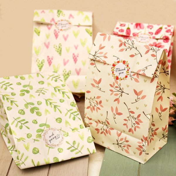 

12pcs flowers paper gift bags with thank you paper sticker craft gift candy packing bags wedding birthday party decoration