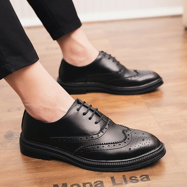 

mens casual breathable business office formal dresses carved brogue soft leather shoes gentleman bullock shoe zapato para hombre, Black