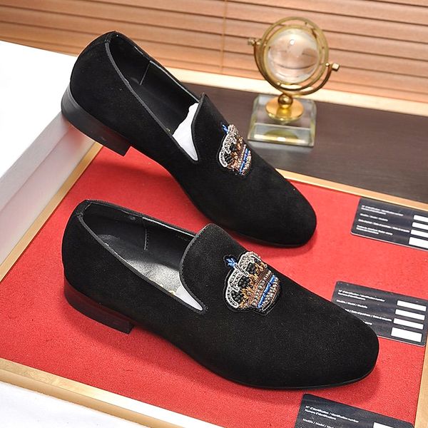 

new high-quality male pointed dress shoes, male dress shoes designer men's formal shoes suit spiral flat shoes office original box qt, Black