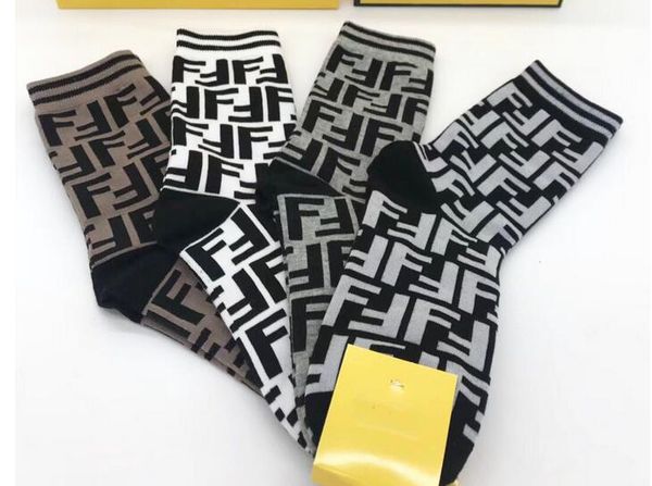 

Мужчины Дизайнерские FF Носки с Печатным Письмом Белый Бальк Серый Дизайнерские К