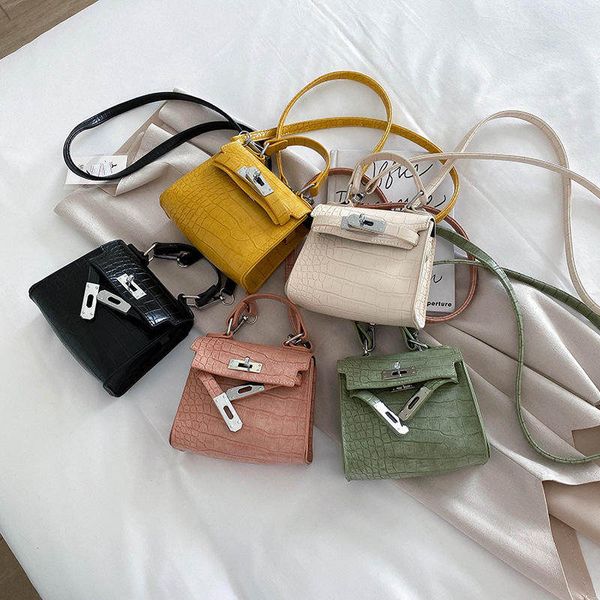 

small bag lady texture 2020 new portable small square bag wild shoulder messenger retro fashion tide