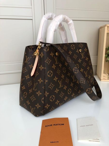 

2019 leather lady handbag fa hion outdoor travel lady handbag ize 33 22cm 29 20cm