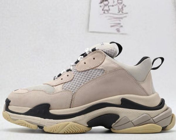 

new fashion dad designer casual sneakers paris triple s hiking shoes mens and women casual shoes green c04, Black