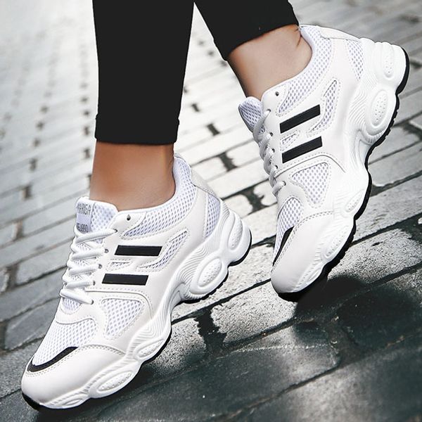 

тенис feminino новый женщины воздухопроницаемой сеткой спортивная обувь женщины теннисные туфли женский стабильности спортивных тренеров фит