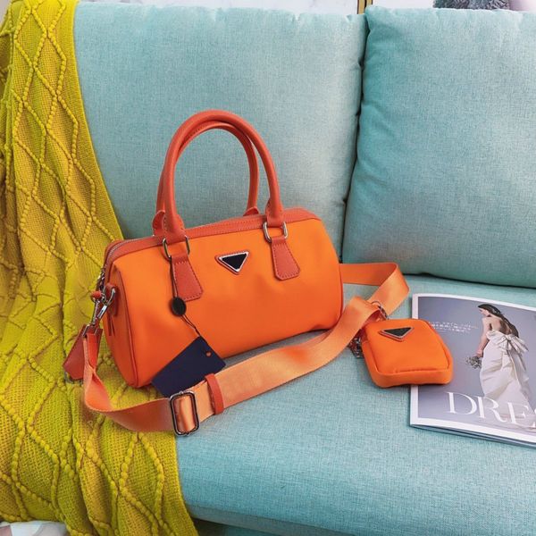 

Designer Luxury Shoulder Bag High Quality Pillow Women Men Handbag Shoulder Bags Fashion 3colors CFY20042445