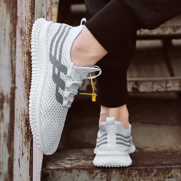 

men running shoes fitness outdoor men sport shoes air mesh light trend sneakers non-slip damping training black white 2020