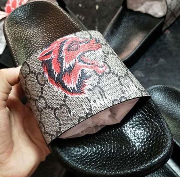 

2019 wolf head designer sandals luxury cat tiger bee print soft leather rubber men women sandals slipper size 36-46 with box, Black