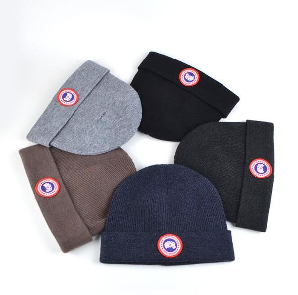 

2019 trendy hats winter knitted fur poms beanie label fedora luxury cable slouchy skull caps fashion leisure beanie outdoor hatsg0591, Blue;gray