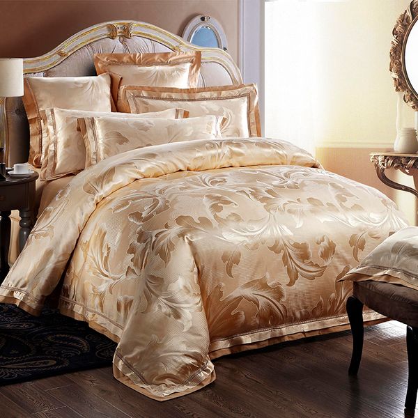 Svetanya Tan Jacquard Quilt Cover Set Queen King Size Bedclothes