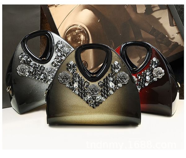 

2020 new european and american fashion dumpling bag ladies shoulder messenger handbag