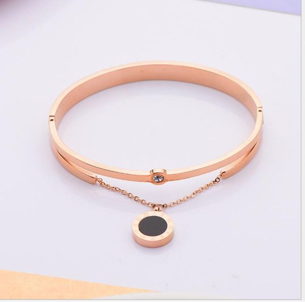

trendy and simple trend vacuum plating open round jewelry titanium steel diamonds digital bracelet, Golden;silver