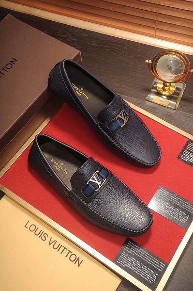 

2019 new arrival men loafers black velvet handmade flats shoes fashion wedding party men dress shoes embroidery loafers 38-45a