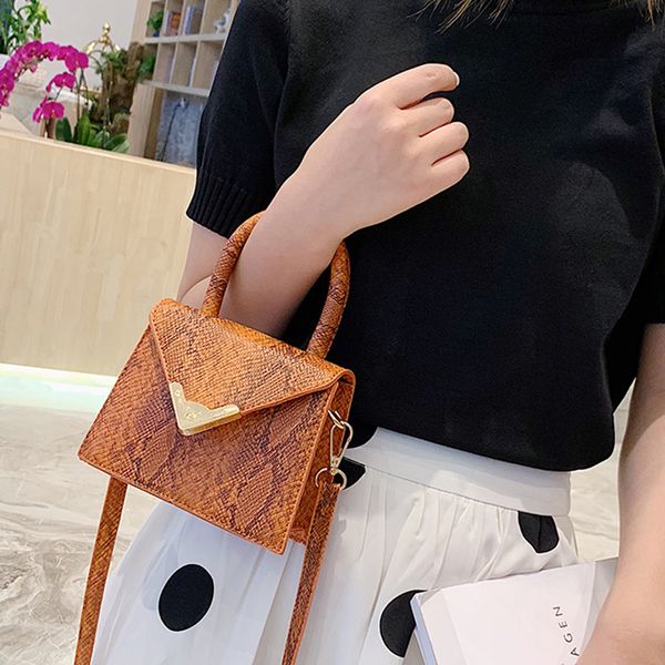 

2019 fashion snake skin prints messenger bag women retro serpentine crossbody bags single shoulder handle hasp square package