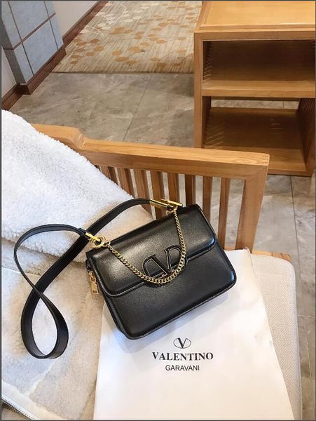 

handbag quality wholesale, fine workmanship.lopsided leather lady's latest braided leather belt