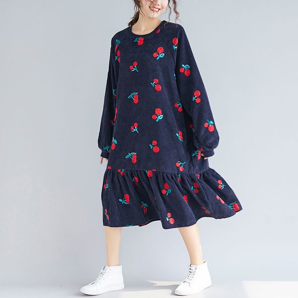 

women dress ruffles embroidery corduroy is little long (price 65 yuan dresses 6465, Black;gray