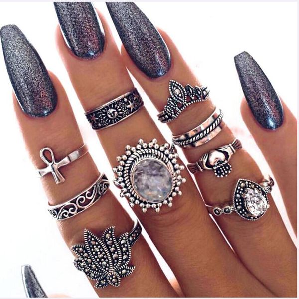

9pcs/set vintage bohemia rings set antique silver carving rings for women charming hollow fashion