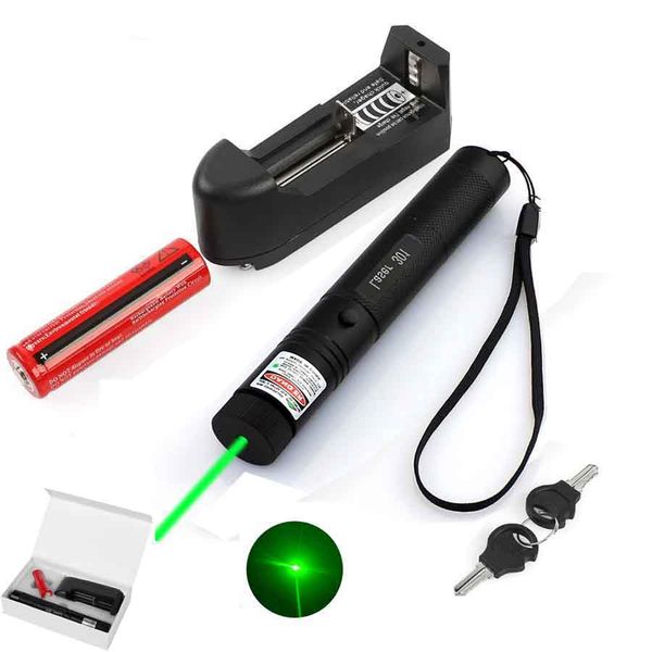 

green laser pointer 301 outdoor flashlight with rechargable 18650 battery charger and retail box 532nm high power laser pointer ship