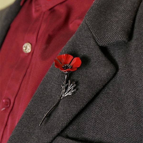 

retro women jewelry gun metal brooches uk remembrance day red flower brooch safety pins men brooch for suits accessories, Gray