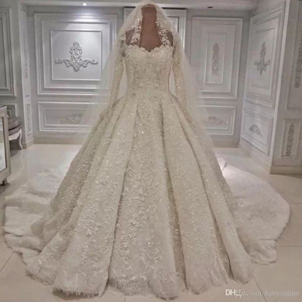 Dubai Arabische Spitzen-Ballkleid-Hochzeitskleider Luxuriöse, mit Perlen verzierte, lange Ärmel-Brautkleider mit Kathedralenschleppe, Hochzeitskleid mit Schleier