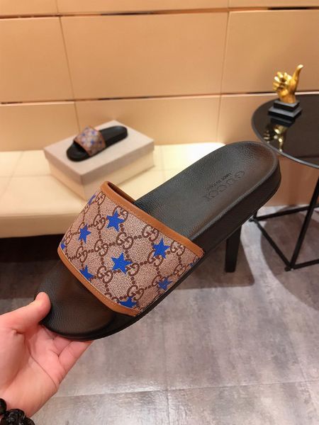 

2020 роскошная mens женщин лето сандалии пляжа slide casual тапочки женская обувь комфорт печати кожа цветы пчелы размер 38-44 h52, Black